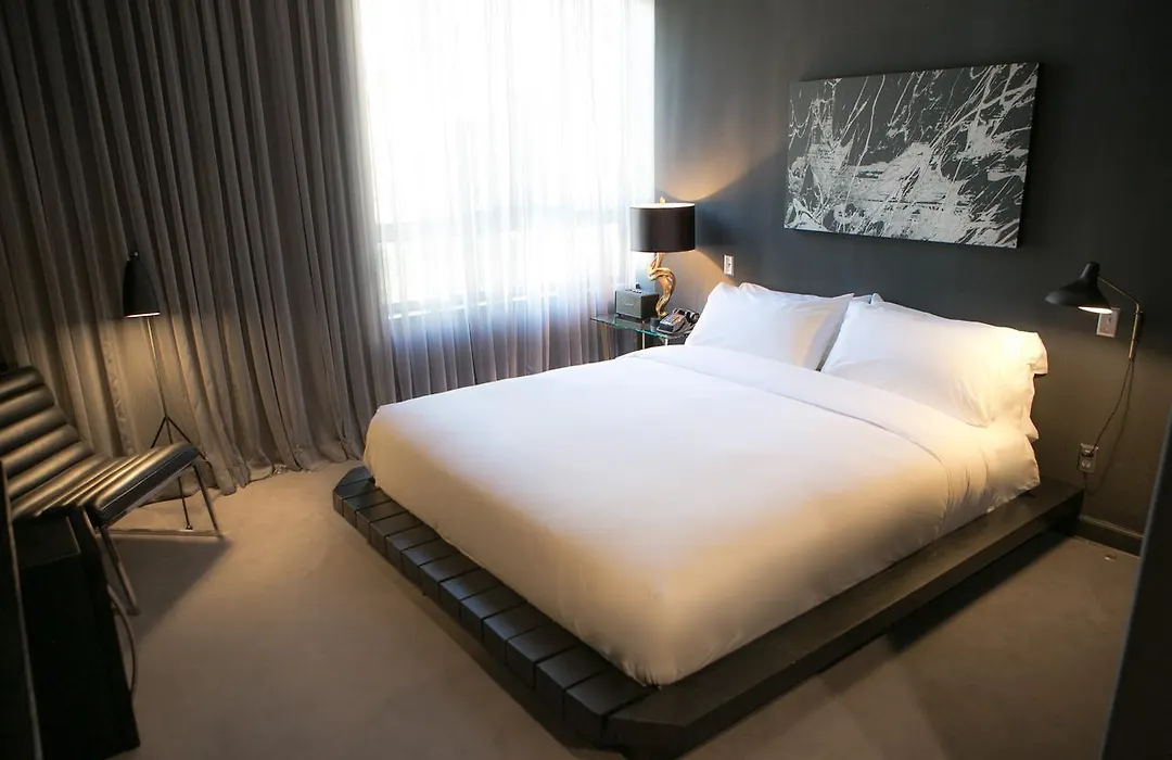 Tuck Hotel-1