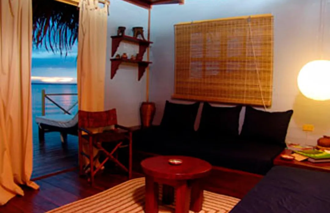Punta Caracol Acqua Lodge-1