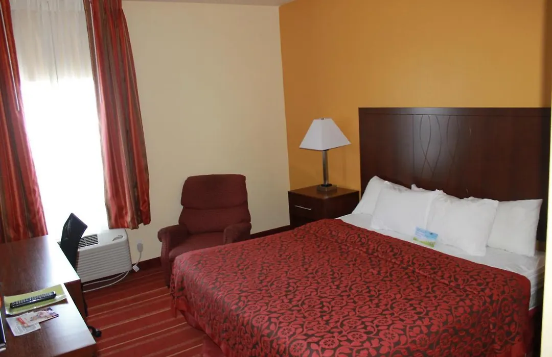 Days Inn By Wyndham Walcott Davenport-1