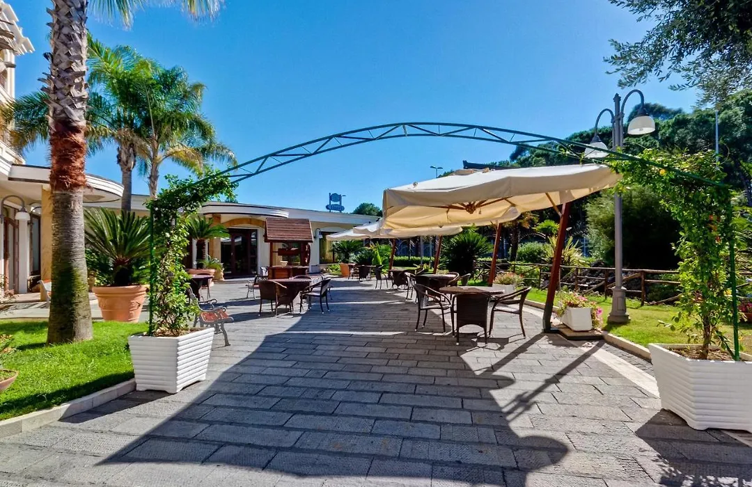 Hotel La Perla-1