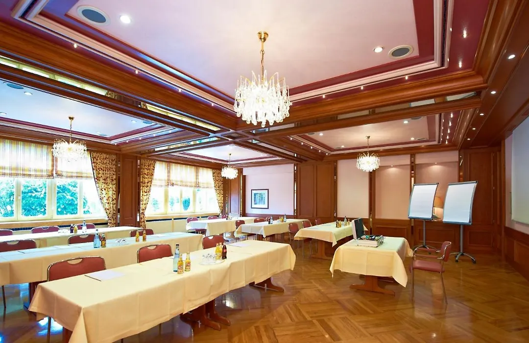 Hirsch Hotel-1