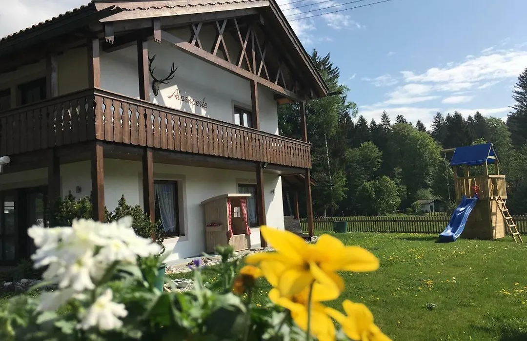 Ferienhaus Alpenperle-1
