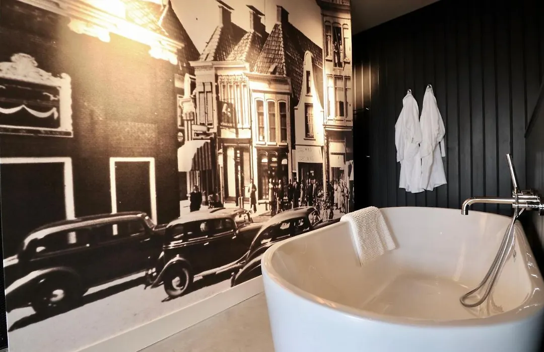 Van der Gang Suites-1
