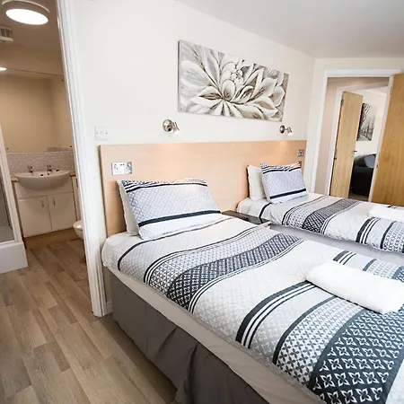 Lochend Serviced Apartments-2