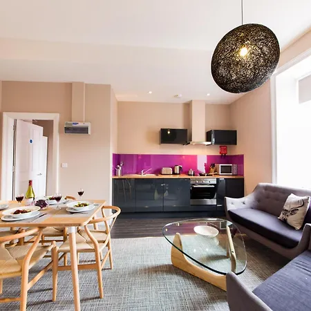 The Spires Serviced Apartments Edinburgh-2