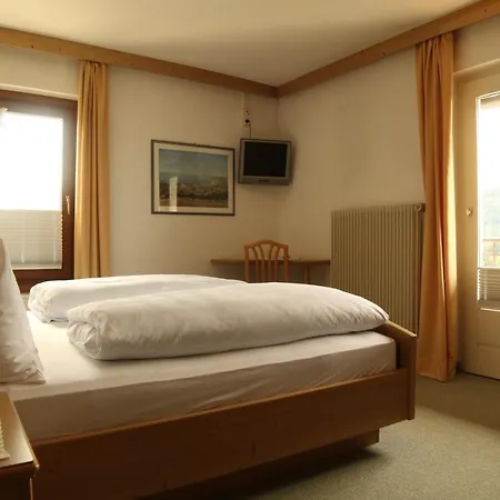 Gasthof Pension Roessl-3