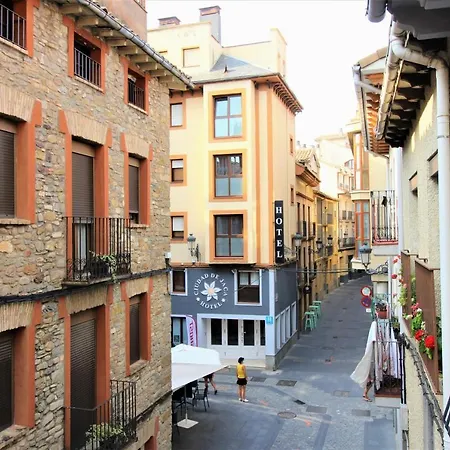 Casa Campanilla Jaca-3