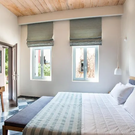Hotel Off-2