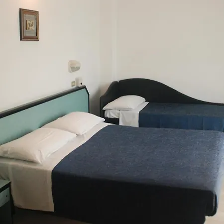 Hotel Caravelle-2