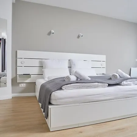 Hamburg Nord Apartments-3