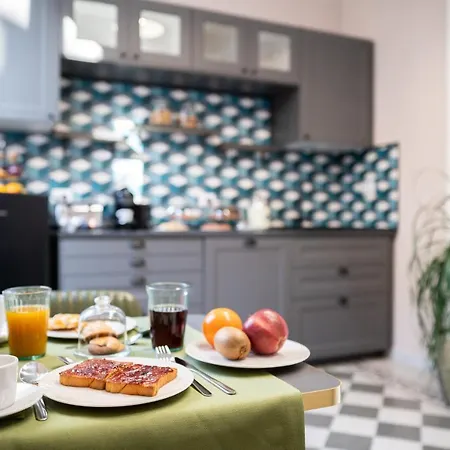 Sweet Home Pigneto Guest House-3