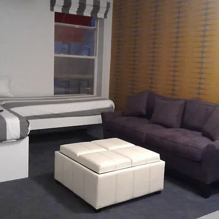 Chelsea Star Hotel-3