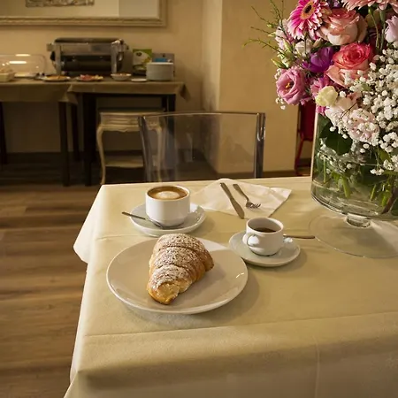 Hotel Della Rosa-3