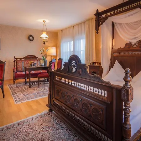 Schloßhotel Kurfürstliches Amtshaus Dauner Burg-3