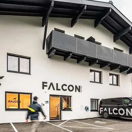 Falcon Suites Kaprun - Summercard Included-3