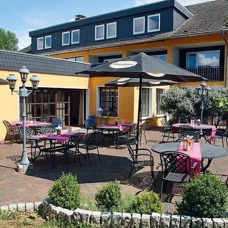 AVALON Hotelpark Königshof-2