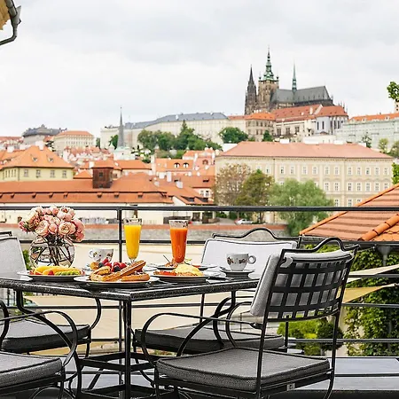 Four Seasons Hotel Prague-3
