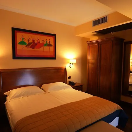 Bram Hotel-2
