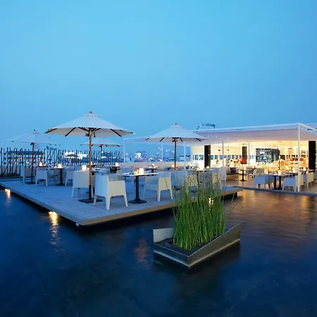 Centara Watergate Pavilion Hotel Bangkok-2