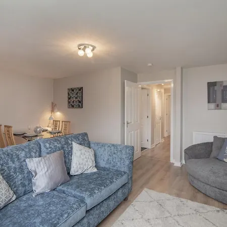 The Nelson - Spacious City Property And Free Parking-2