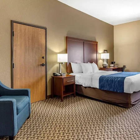 Comfort Inn & Suites Blue Ridge-2