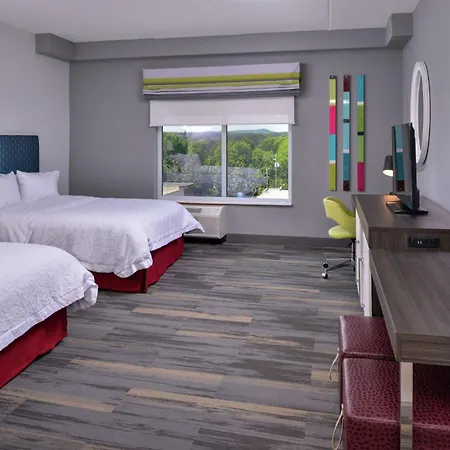 Hampton Inn & Suites Atlanta/Marietta-2