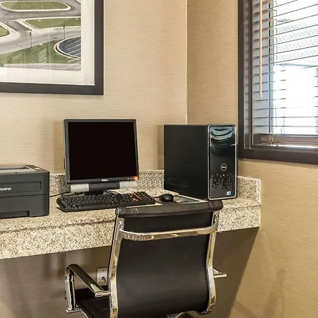 Quality Inn & Suites Bethany-3