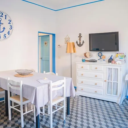 077 - Casa Fede in Centro, 500METRI da Mare e Spiaggia-2