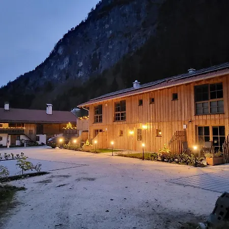 Nickis Bergcamp-2