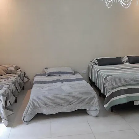 Excelente casa - família ou grupo - 35 Km C Jord-3