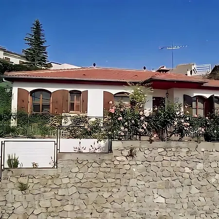 Casa rural VISTABLANCA en una sola planta con bonitas vistas y piscina - Junto a la capital y la Alhambra-2