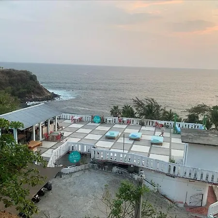 La Coral Beach House-3