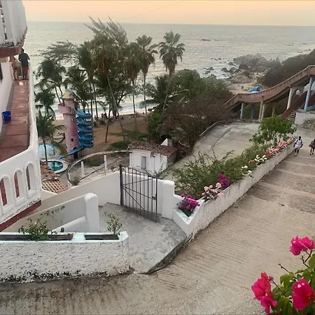 La Coral Beach House-2