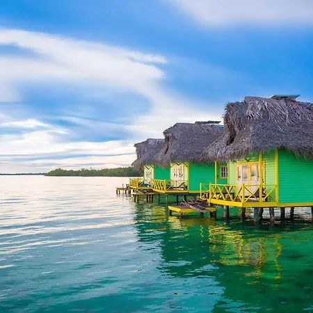 Punta Caracol Acqua Lodge-2