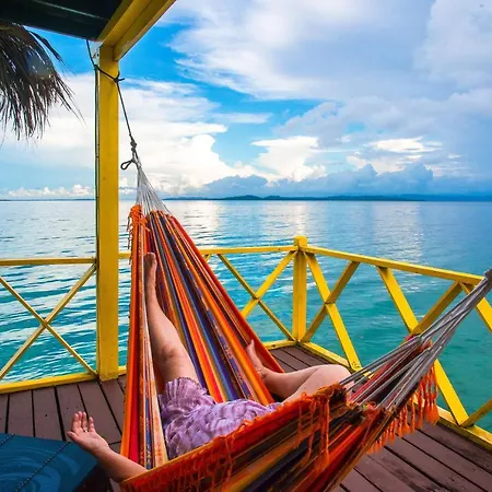 Punta Caracol Acqua Lodge-3