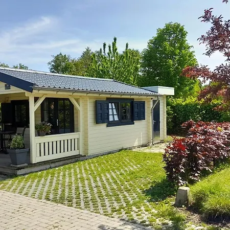 Stellechalets op Vakantiepark Stelleplas - Heinkenszand-2