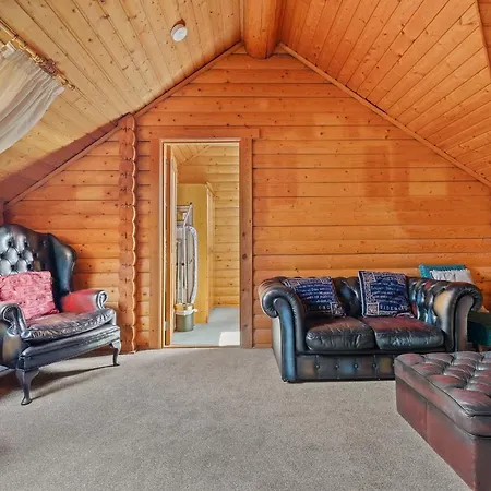 Finest Retreats - The Logs-2