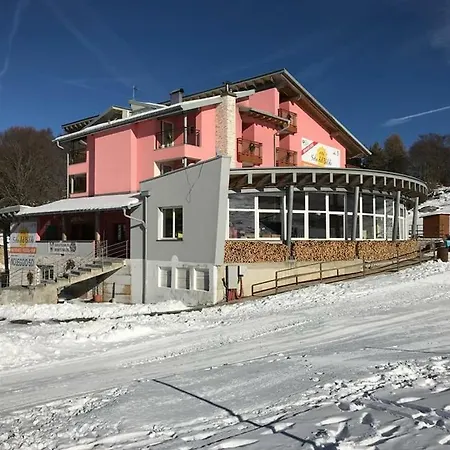 Hotel Sole del Baldo-2