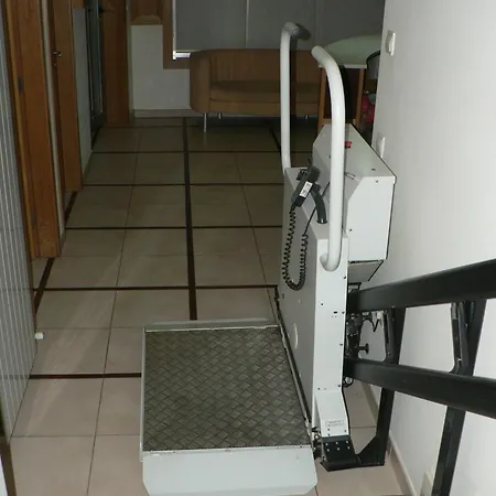 Hostal A Camelia-3