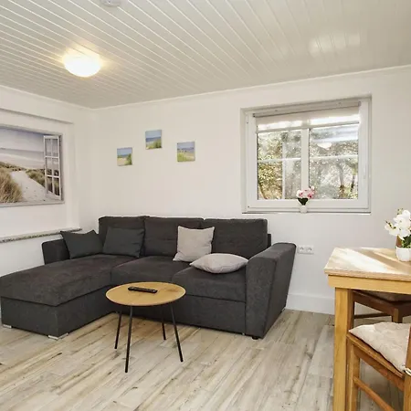 strandnahes und gemütliches Ferienhaus am Waldrand - Ferienhaus Waldidyll-2