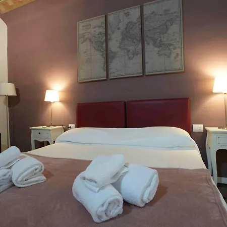 Locanda dei Poeti Rooms&Apartments-3