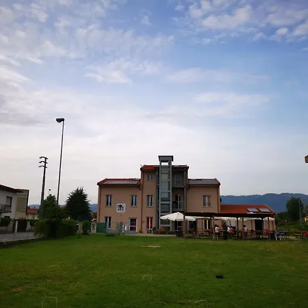Ostello La Salana-2