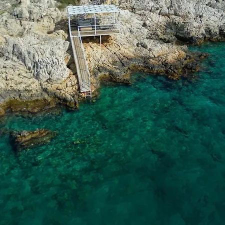 Beachfront Sari Villa With Private Swimming Pool-2