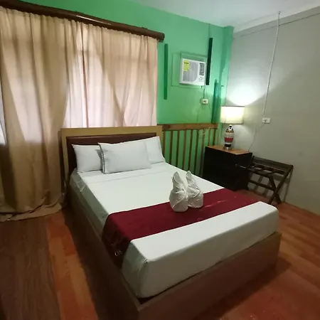 Coron Town Traveller'S Dormitory-2