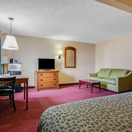 Econo Lodge Junction City I-70 Near Fort Riley-2