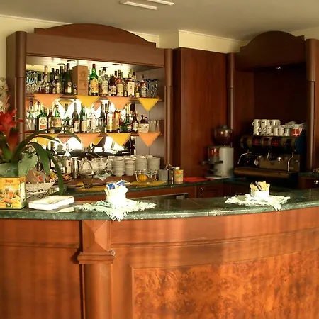 Hotel Stella 2000-2
