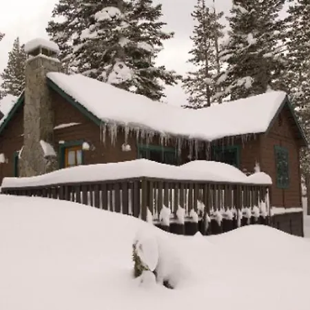 Tamarack Lodge-2