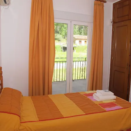 Apartamentos Rurales El Pinar-2