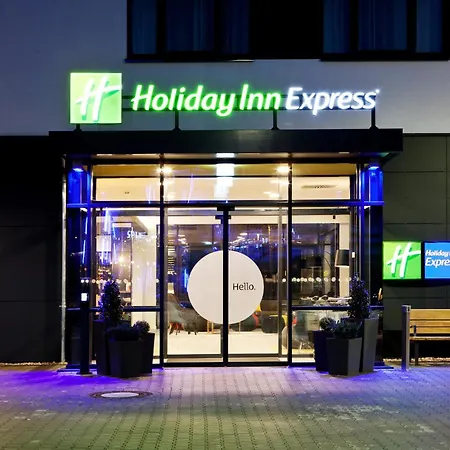 Holiday Inn Express - Duesseldorf Airport-3