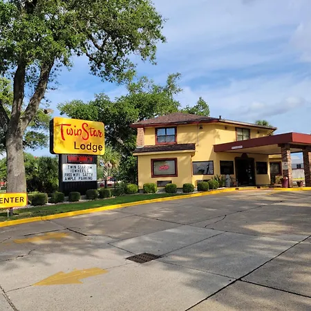 Twin Star Lodge-3